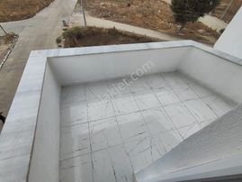 Ömer Halis Demir Mah Okullar Mevkinde 3+1 Ara Kat Ön Cephe Daire