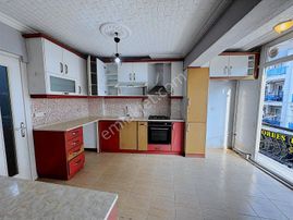 Buca Göksu Mah.3+1 D.gazlı Ve Klimalı 110m2.kiralık Arakat Daire