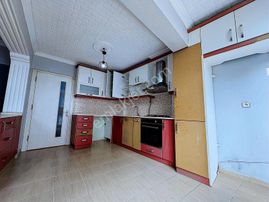 Buca Göksu Mah.3+1 D.gazlı Ve Klimalı 110m2.kiralık Arakat Daire