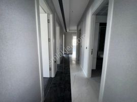 Relax'tan Ovacık Bulvar Da 3 Bloklu Site De 4.kat 4+1 190 M2