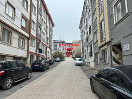 Kapalı Pazar Yeri Ve Çınarlı Polis Karakolu Yakını 3+1 Daire