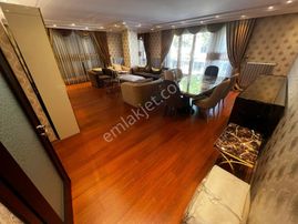 Florya Adakale'de Lüx Yapılı Arakat 4+1 Daire