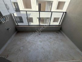 Atatürk Mahallesinde 2+1 100 M2 Yerden Isıtmalı Sıfır Daire