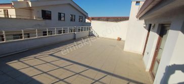 Turyaptan Çiftlikköyde Merkezde Kiralık 5+1 Dubleks Daire