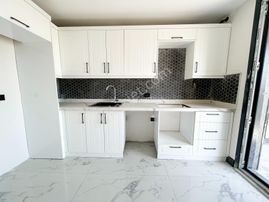 Yalova Merkez Manzaralı Teraslı Dubleks (site) 3+1+ebeveyn Suite