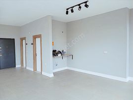 Turyaptan Çiftlikköy Belediyesine Komşu Kiralık Geniş Ofis