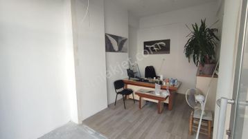 Turyap Yalova Çifltikköy'den Sahil Mahallesinde Satılık Dükkan