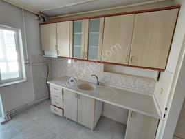 Emrah Çiftci'den Selçuklu Beyheim Mah.beyhekim Toki Sit.kiralık Arakat 2+1 Bakımlı Daire