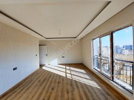 Alibabada Site İçinde Lüks Ve Geniş 3,5+1 Satılık Daire