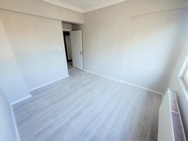 Özbey Emlaktan Yeni Bağlar Mh Espark Yakını Kiralık 3+1 Daire