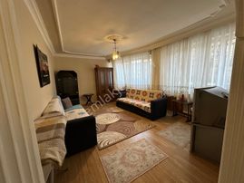 Remax Advantage'dan Merkezi Konumda 2+1 Kiralık Daire