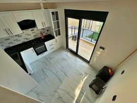 Uytundan Güre Oteller Bölgesinde Mustakil 7+1 Akıllı Lüks Villa