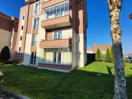 Remax Palastan Evimiz Kocaeli Başiskele 3+1 Bahçekatı Kiralık