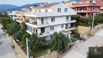 Opima Dan Sahil Mahallesi Şahane Konumlu 4 Katlı Satılık Villa