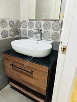 Fatih'de İş Hanın'da Cadde Üstü Binada Satılık 1+1 Ofis