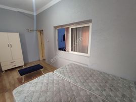 Beyaz Evler Mahallesi Eşyalı Daire Geniş Oturumlu