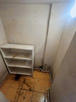 Karabağlar Da 3 Katlı 250 M2 Kiralık Dükkan