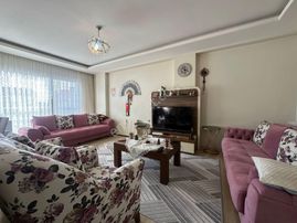 Arve'den Hürriyet Mah'de Toros Üni. Civarı Masraf. Ferah 2+1