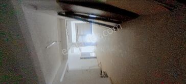 Karabağlar Eskiizmir Umut Mh Cadde Üzeri Büyük Dükkan Kiralık