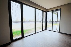 Alacaatlının Gözde Konumunda 400 M² Tam Müstakil Satılık Villa