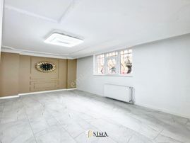 Meydana Yakın Ana Caddeye 3dk 2+1 Geniş Bahçeli Yatırımlık Daire