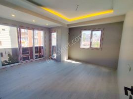 Mertcan Dan Gümüşpınar Mah Arakat 2+1 Araç Takaslı Lüks Satılık Daire