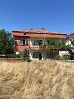 Güvenay - Çorum Kale Mah.aşıklar Tepesi Civarı Satılık 2+1 Daire