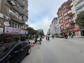 Manisa’ Da Şehrin Merkezi Cumhuriyet Cad Üzeri Satılık Ara Kat Dairemiz