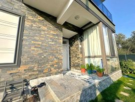 Venüs Gayrimenkul'den, Zeytinli'de Deniz Manzaralı 4+1 Lüks Villa