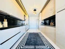 Ufuk Kılıç Emlak'tan Bulvarın En Prestijli Sitesinde K.havuzlu 4+1 Daire