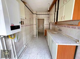 Emsalsiz !! Ayvalı'da Ön Cephe Cadde Paraleli 3+1 Fırsat Satılık