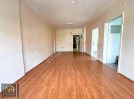 Emsalsiz !! Ayvalı'da Ön Cephe Cadde Paraleli 3+1 Fırsat Satılık