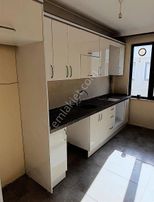 Sultanbeyli Eşref Bitlis Caddesi Site İçinde Daire