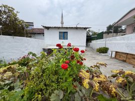 Satılık Avlulu Köy Evimiz