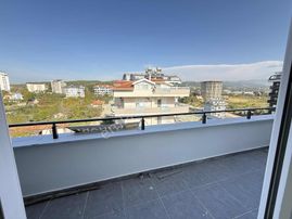 Alanya Avsallar Satılık Geniş Kullanışlı Aktiviteli 4+1