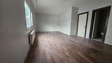 Florya'da Fırsat Satılık 3+1 130 M² Daire