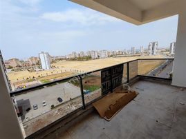 Fuar Arkası 2.5+1=satılık Daire