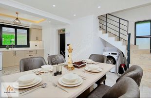 Emlakmodu'ndan Seydikemer Gerişburnu'nda Tripleks Satılık Villa