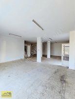 Kozan Yolu Geniş Yolda Ana Caddeye İkinci Parsel Kiralık Dükkan