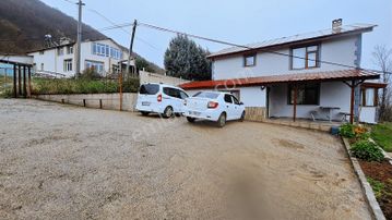 Kartepe Pazarçayırı Mah.eşyalı Satılık Bahçeli Müstakil Ev