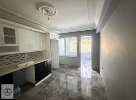 Özden Gayrimenkul'den Stad Park Evlerinde Kiralık 3+1 Daire