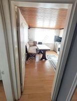 Metrobüse,anadolu Hastanesine Yürüme Mesafesinde Temiz Eşyalı