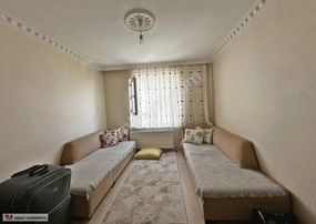 Ufuktepede Cadde Üzeri Ara Katta Asansörlü Ön Cephe Geniş M2