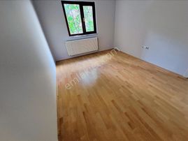 Arel'den Varlık Mh.beypazarı Cd/yivli Sk.köşe Genç Bina Ön 2+1