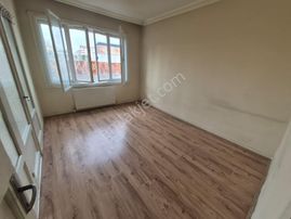 Arel'den Maltepe Neyzen Teyfik'te 2 Kat Ayrı Mutfaklı 1+1