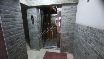 Ayracılar Çağdaş Emlak'tan Satılık 2+1 Merkezde Uygun Daire