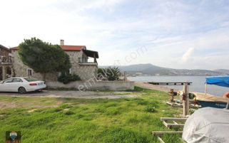 Alıağa Çakmaklı 'da Her Katında Denız Manzaralı Trıplex Doğalgazlı Satılık Yazlık