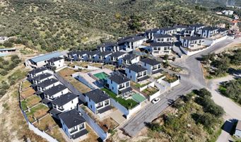 Yiğit'ten Küçükkuyu'da 2+1 Denize 300 Metre Lüks Daire