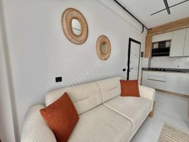 Kınıklı'da Park Cepheli Sıfır 1+1 Apartlar