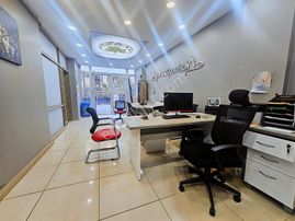 100. Yıl Mah. Merkezi Konumda, Ulaşımı Kolay 70 M² İş Yeri
